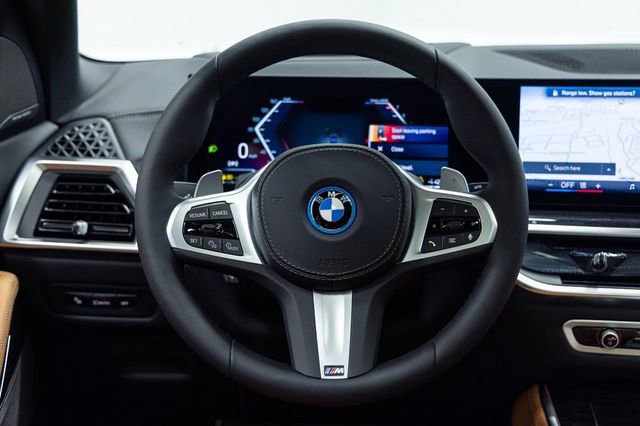 New 2026 BMW X5 xDrive50e image 17