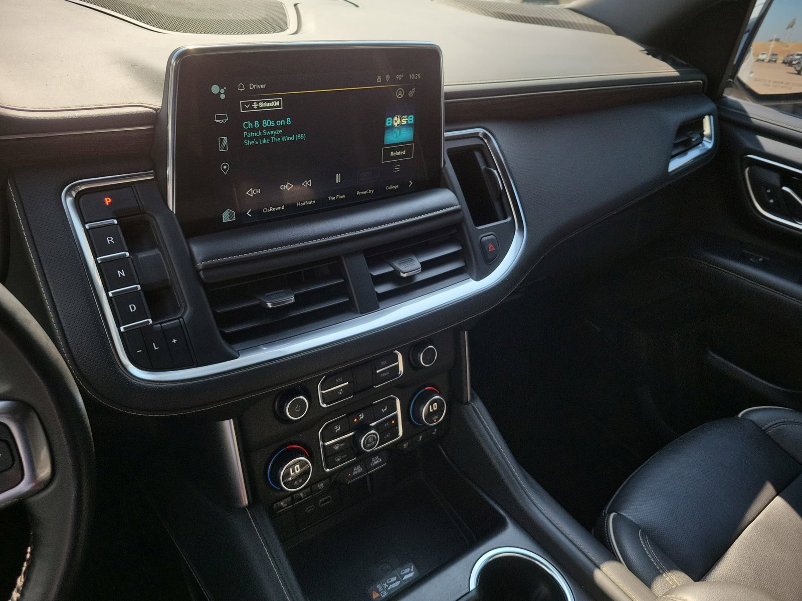 Used 2024 Chevrolet Tahoe Premier RWD image 13