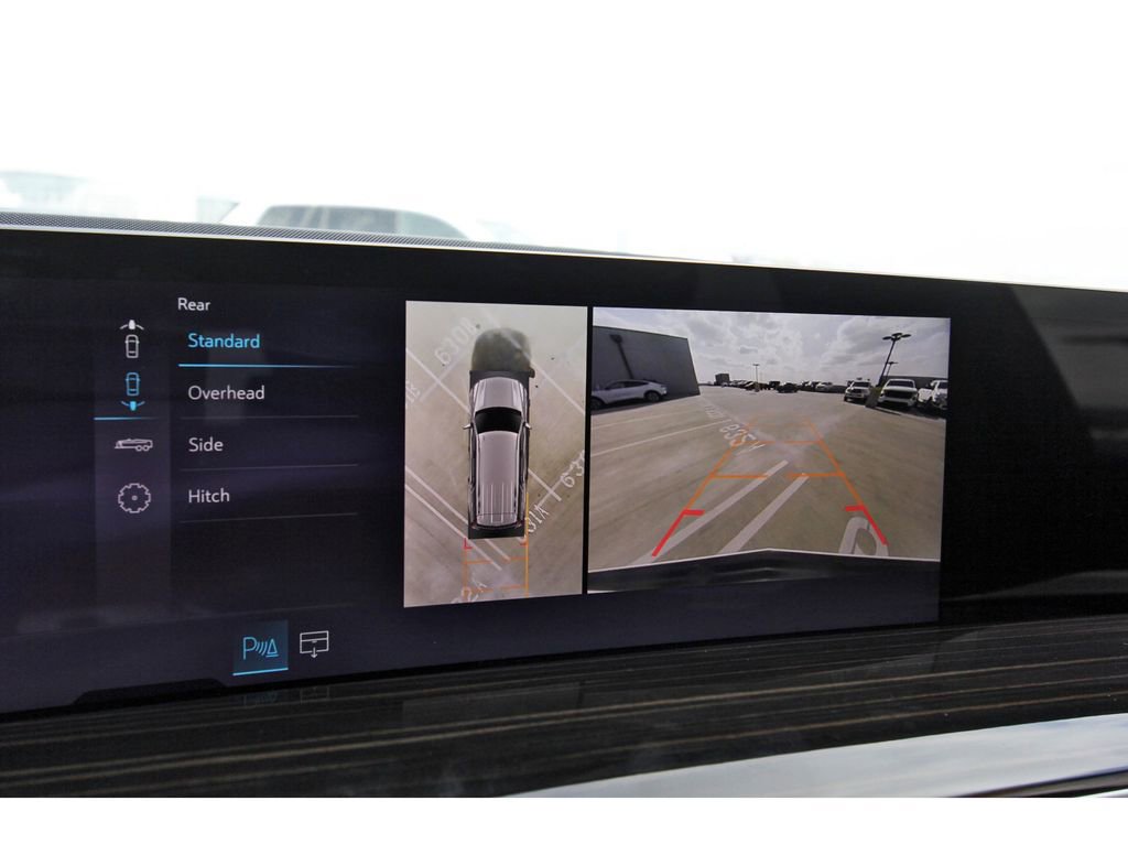 Used 2025 Cadillac Escalade Premium Luxury w/ Touring Package image 23