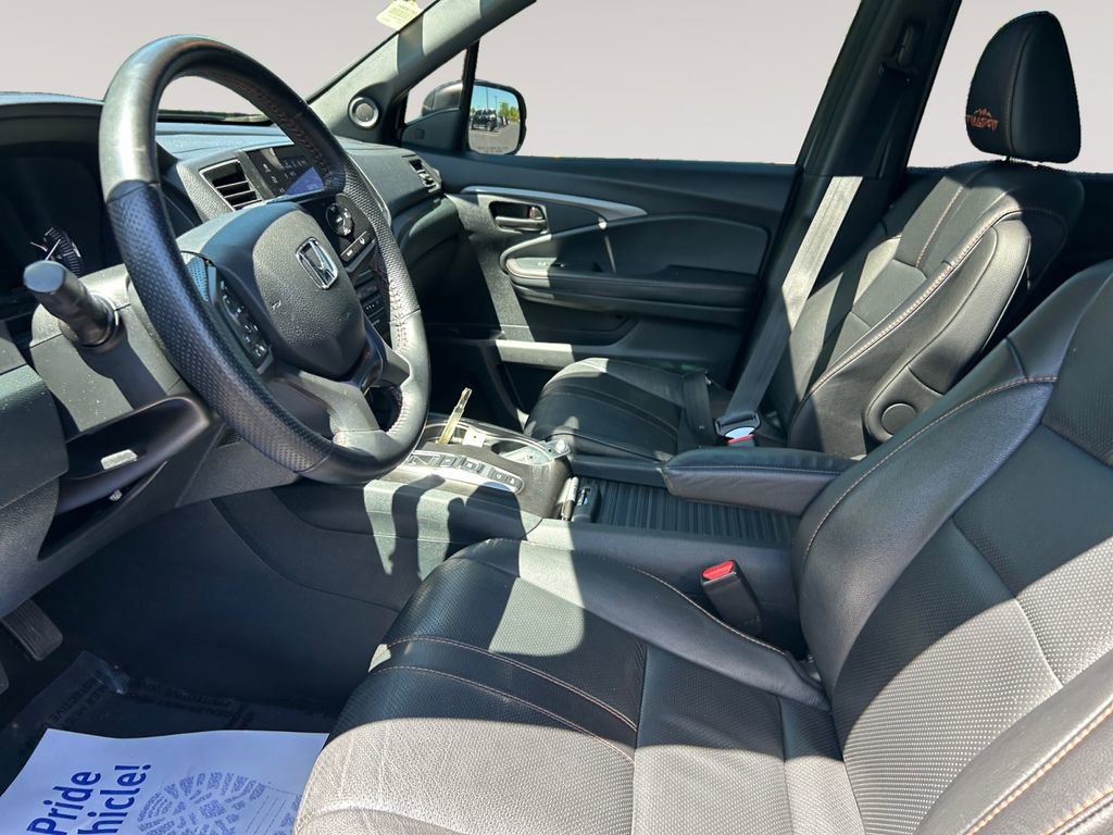 Used 2023 Honda Passport TrailSport image 9