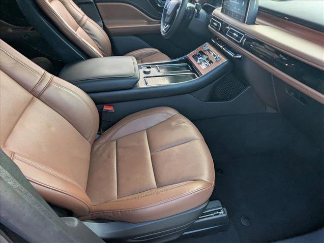 Used 2024 Lincoln Aviator Reserve w/ Equipment Group 201A image 23
