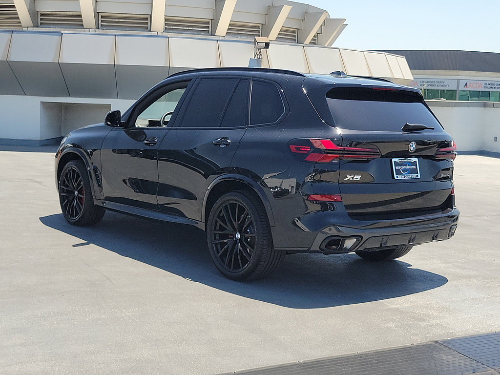 Used 2026 BMW X5 sDrive40i w/ M Sport Package RWD image 2