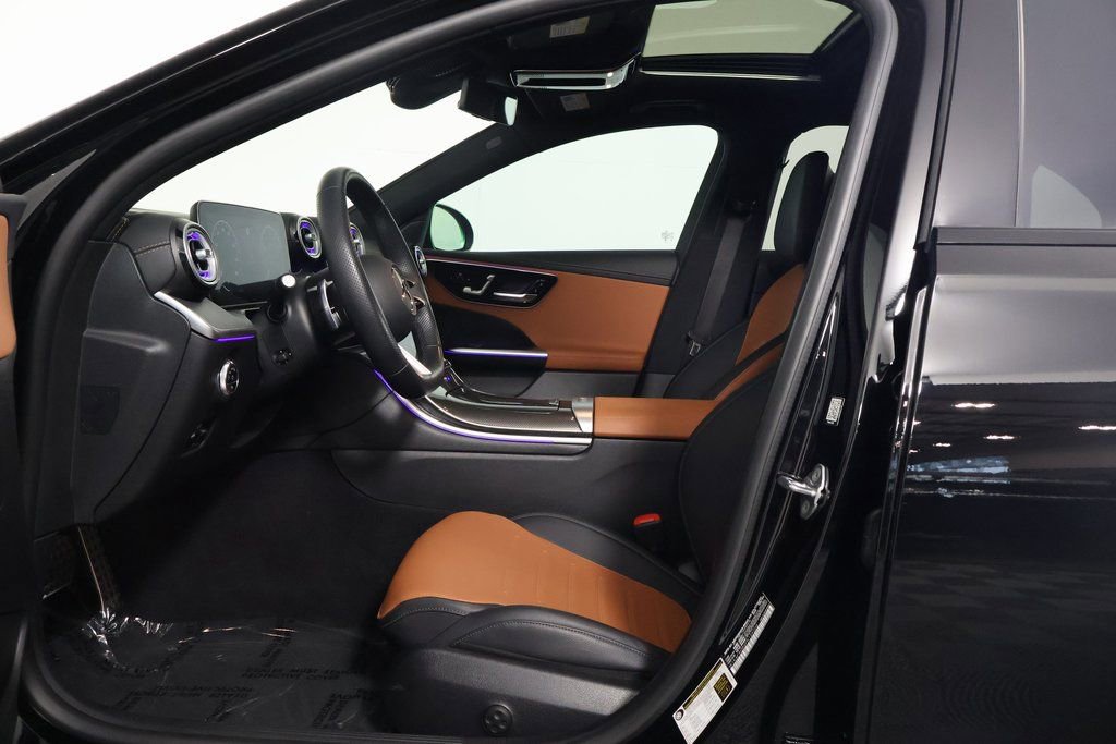 Used 2023 Mercedes-Benz C 300 Sedan image 10