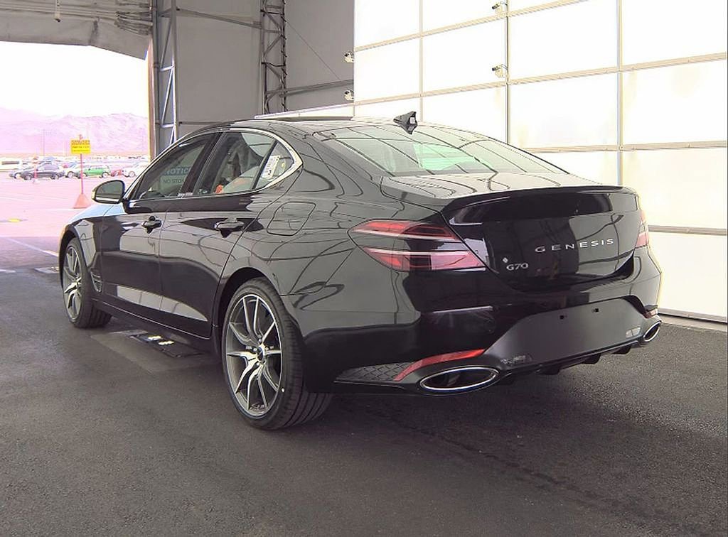 Used 2026 Genesis G70 2.5T RWD image 3