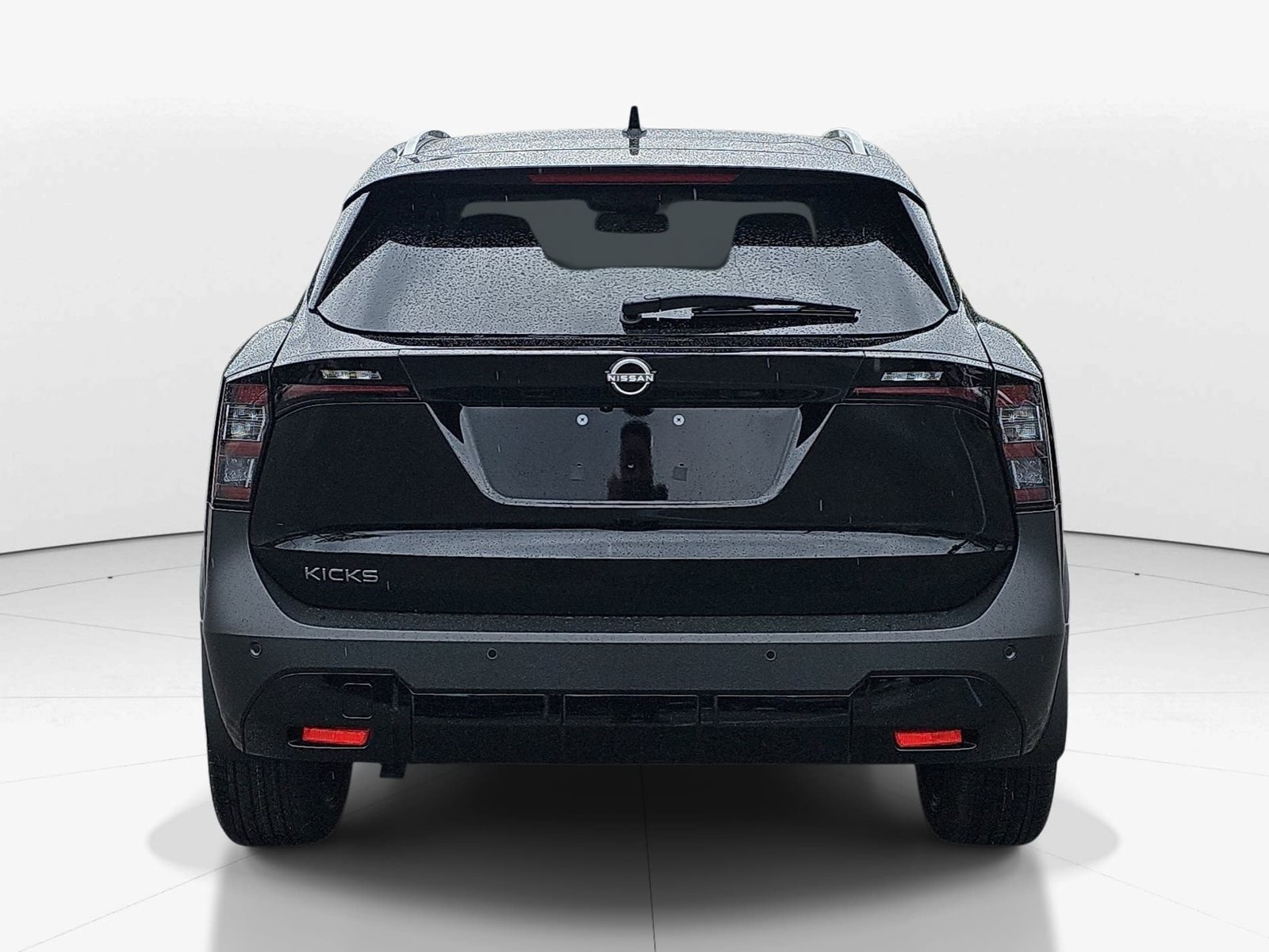 New 2027 Nissan Kicks SR w/ Cold Weather Package FWD image 7