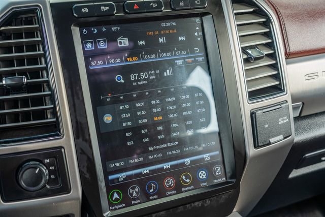 Used 2019 Ford F350 Platinum w/ Platinum Ultimate Package image 28