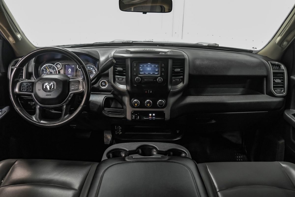 Used 2019 RAM 3500 Tradesman w/ Chrome Appearance Group AWD/4WD image 13