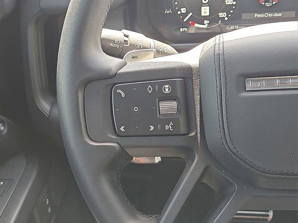 Used 2026 Land Rover Defender 110 V8 AWD/4WD image 18