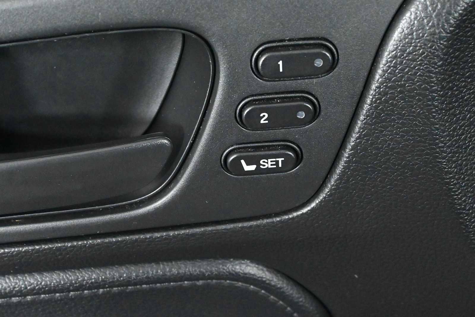 Used 2025 Honda Odyssey EX-L image 19