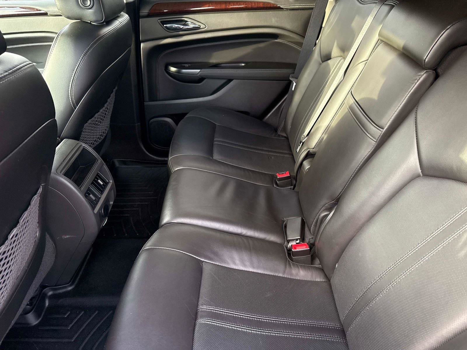 Used 2016 Cadillac SRX Luxury w/ Driver Awareness Package image 13