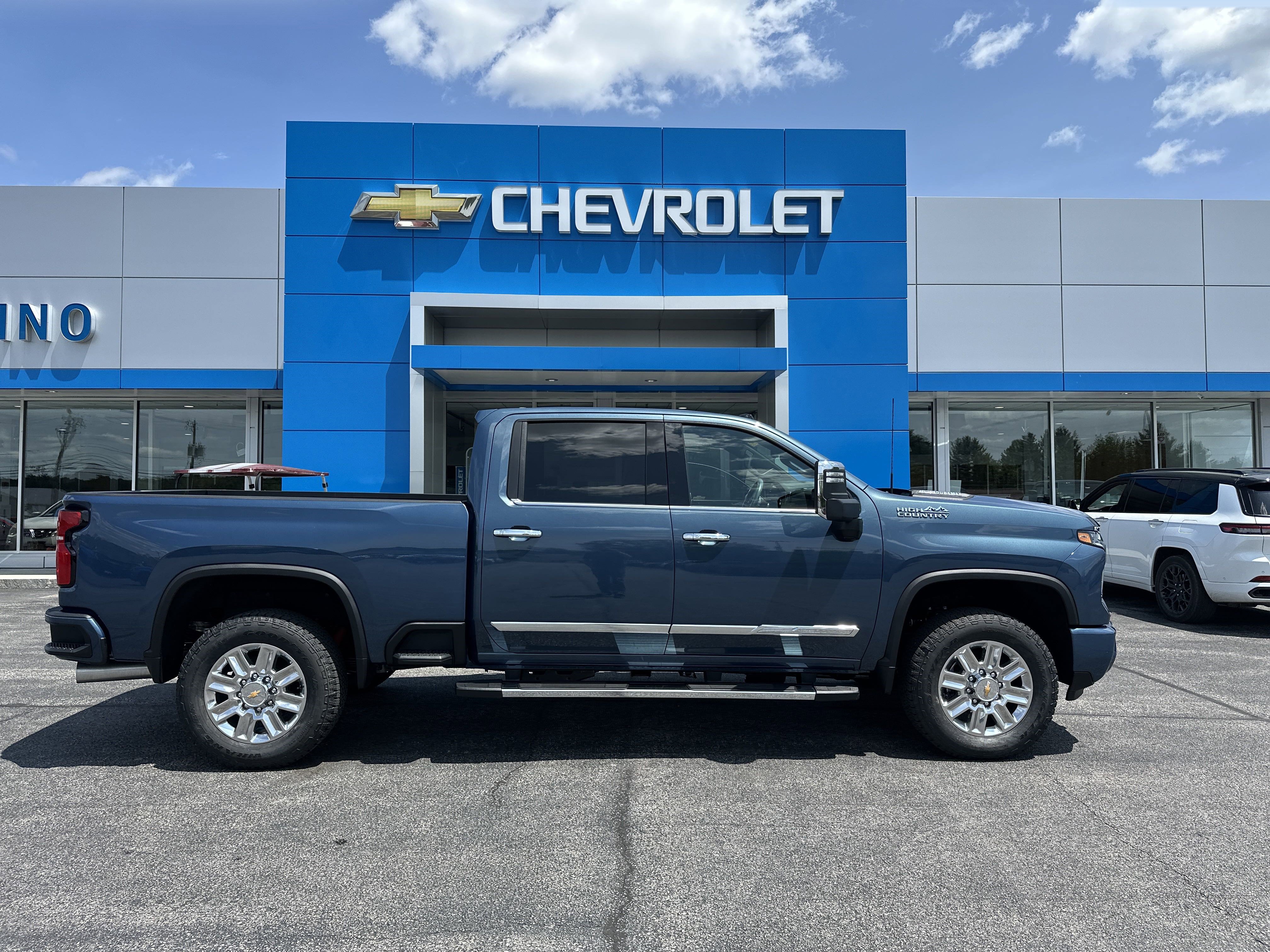 New 2025 Chevrolet Silverado 2500 High Country w/ High Country Premium Package
