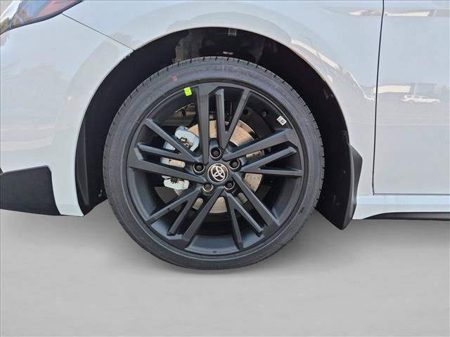 New 2026 Toyota Camry Hybrid AWD/4WD image 10