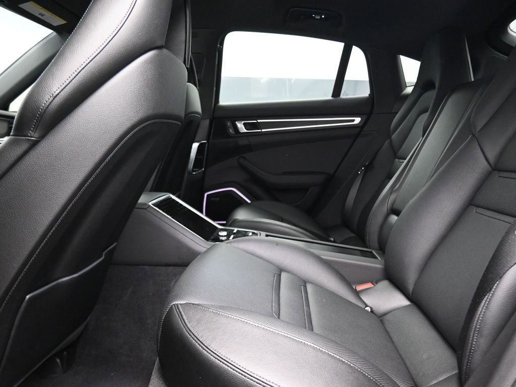 Used 2023 Porsche Panamera Platinum Edition image 14