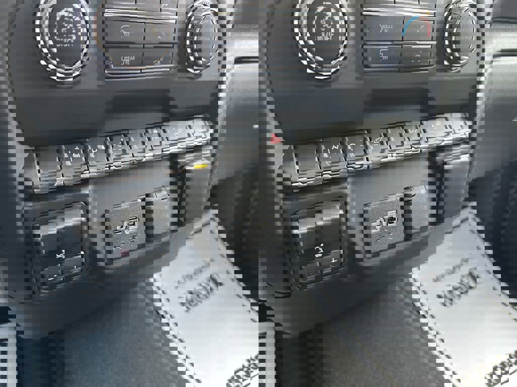 New 2026 Chevrolet Silverado 2500 Custom w/ Custom Value Package image 22