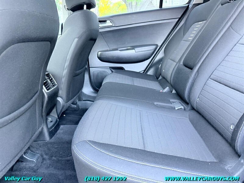 Used 2018 Kia Sportage LX FWD image 20