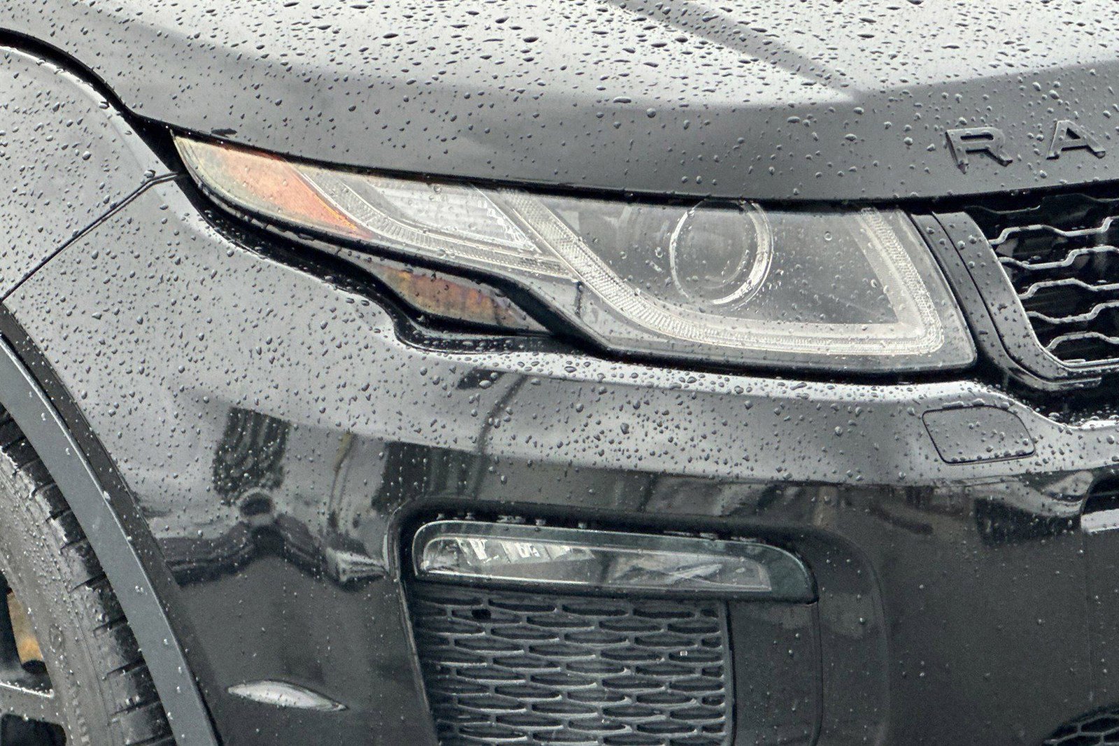 Used 2019 Land Rover Range Rover Evoque HSE Dynamic AWD/4WD image 10