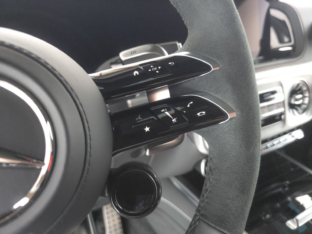 Certified 2025 Mercedes-Benz G 63 AMG 4MATIC image 13