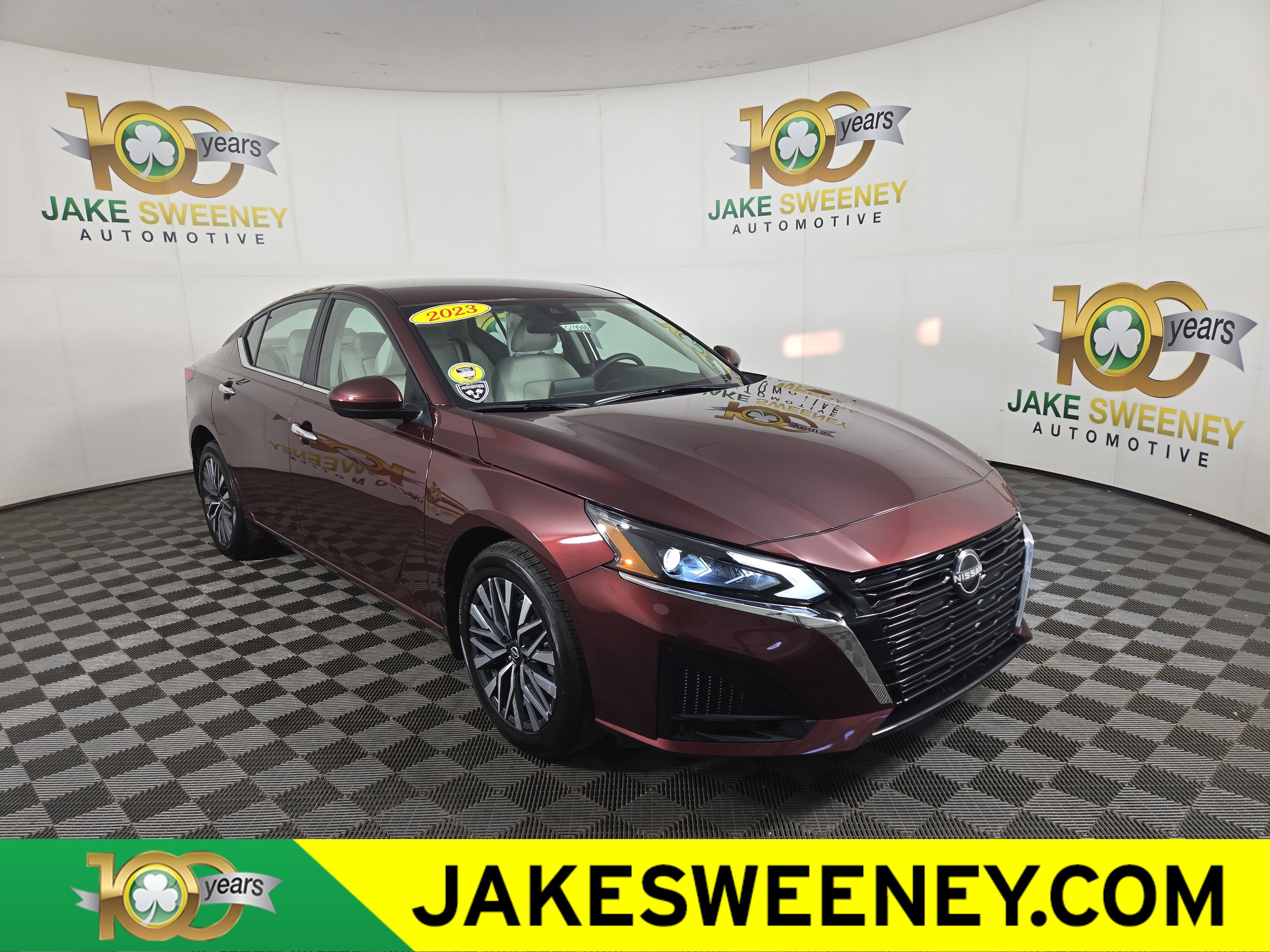 Used 2023 Nissan Altima 2.5 SV image 1