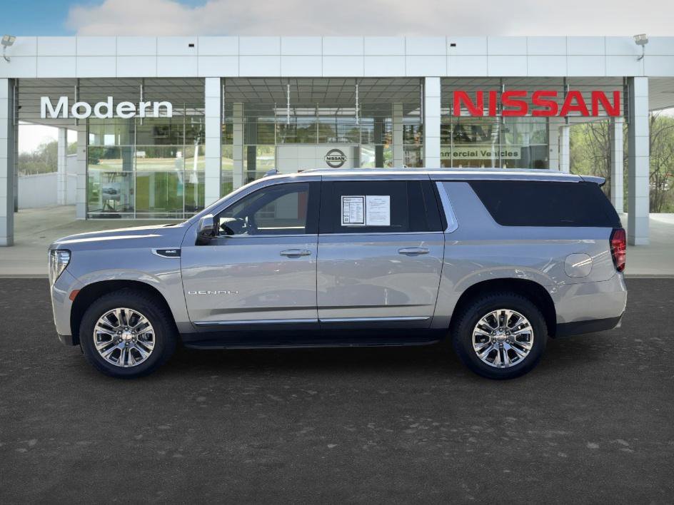 Used 2024 GMC Yukon XL Denali AWD/4WD image 2