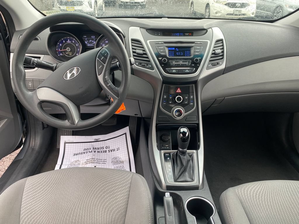 Used 2016 Hyundai Elantra SE FWD image 12