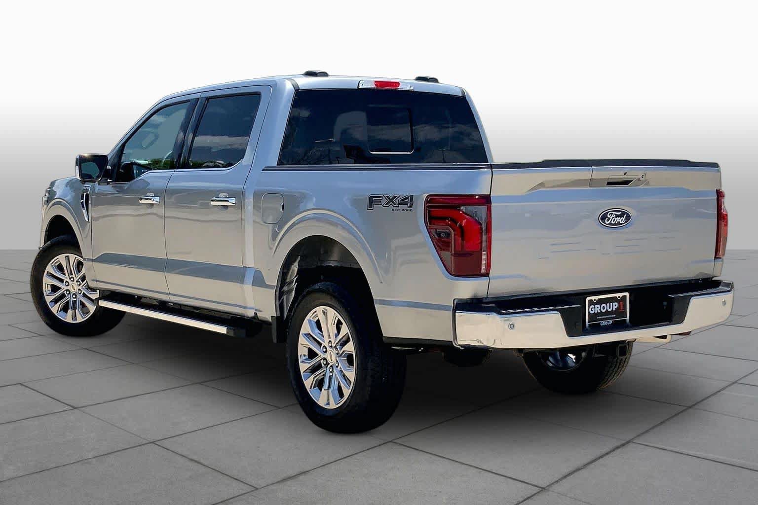 Used 2025 Ford F150 Lariat w/ Equipment Group 501A Mid AWD/4WD image 11