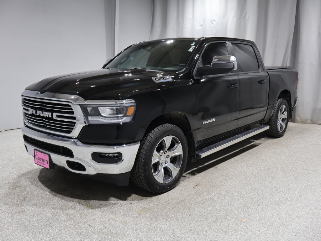 Used 2023 RAM 1500 Laramie AWD/4WD image 7