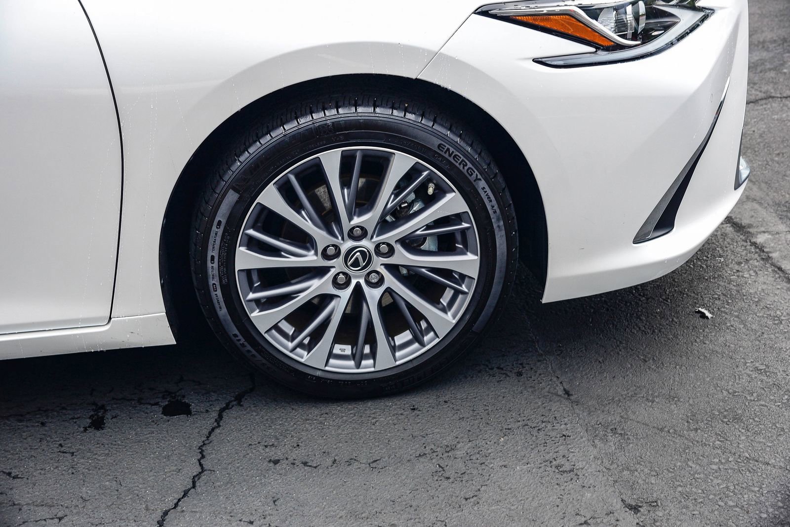 Used 2021 Lexus ES 350 w/ Premium Package image 11