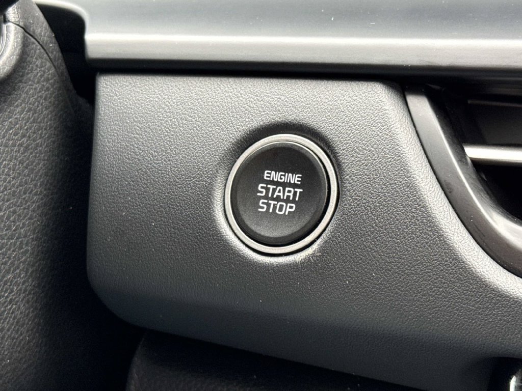 Used 2024 Kia Seltos SX w/ SX Sunroof Package AWD/4WD image 15