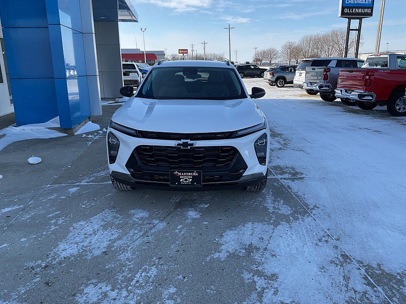 New 2026 Chevrolet Trax ACTIV image 3