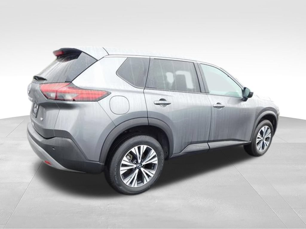 Used 2023 Nissan Rogue SV FWD image 3
