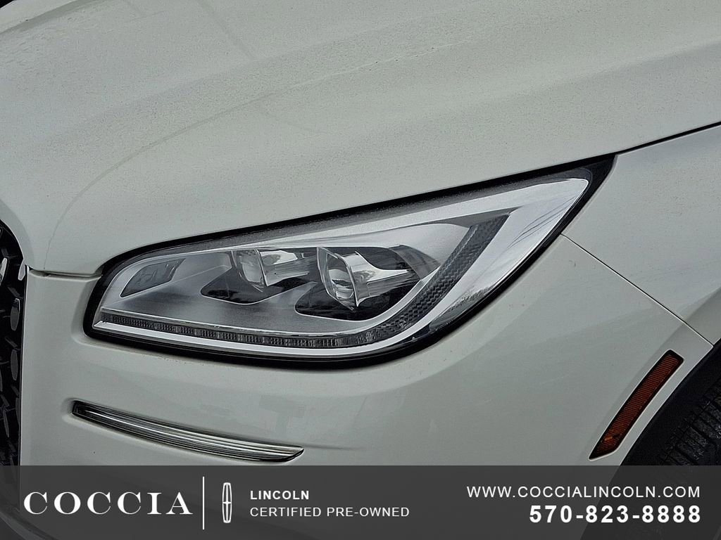 Certified 2025 Lincoln Corsair Reserve image 9