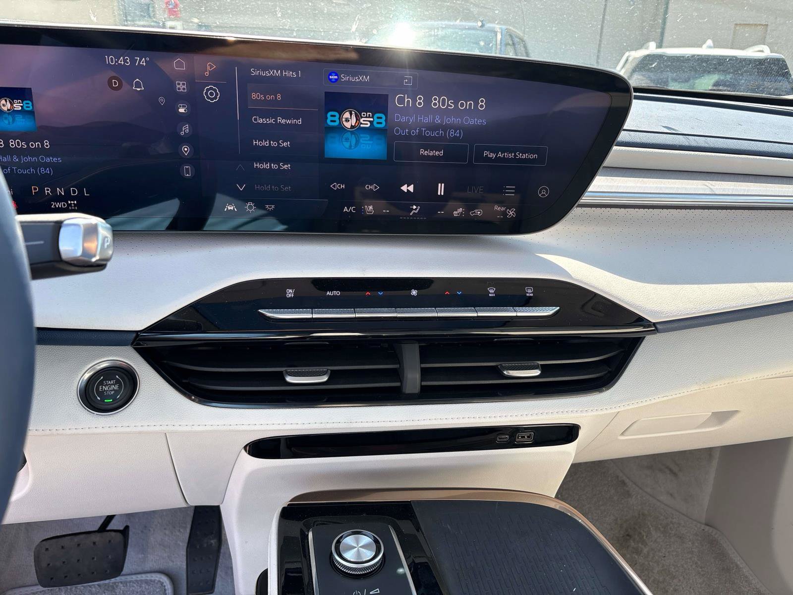 Used 2025 Buick Enclave Avenir w/ Super Cruise Package AWD/4WD image 14