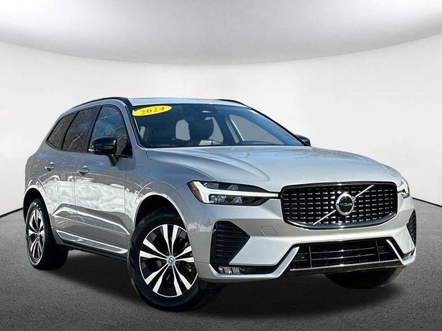 Used 2024 Volvo XC60 B5 Core image 2