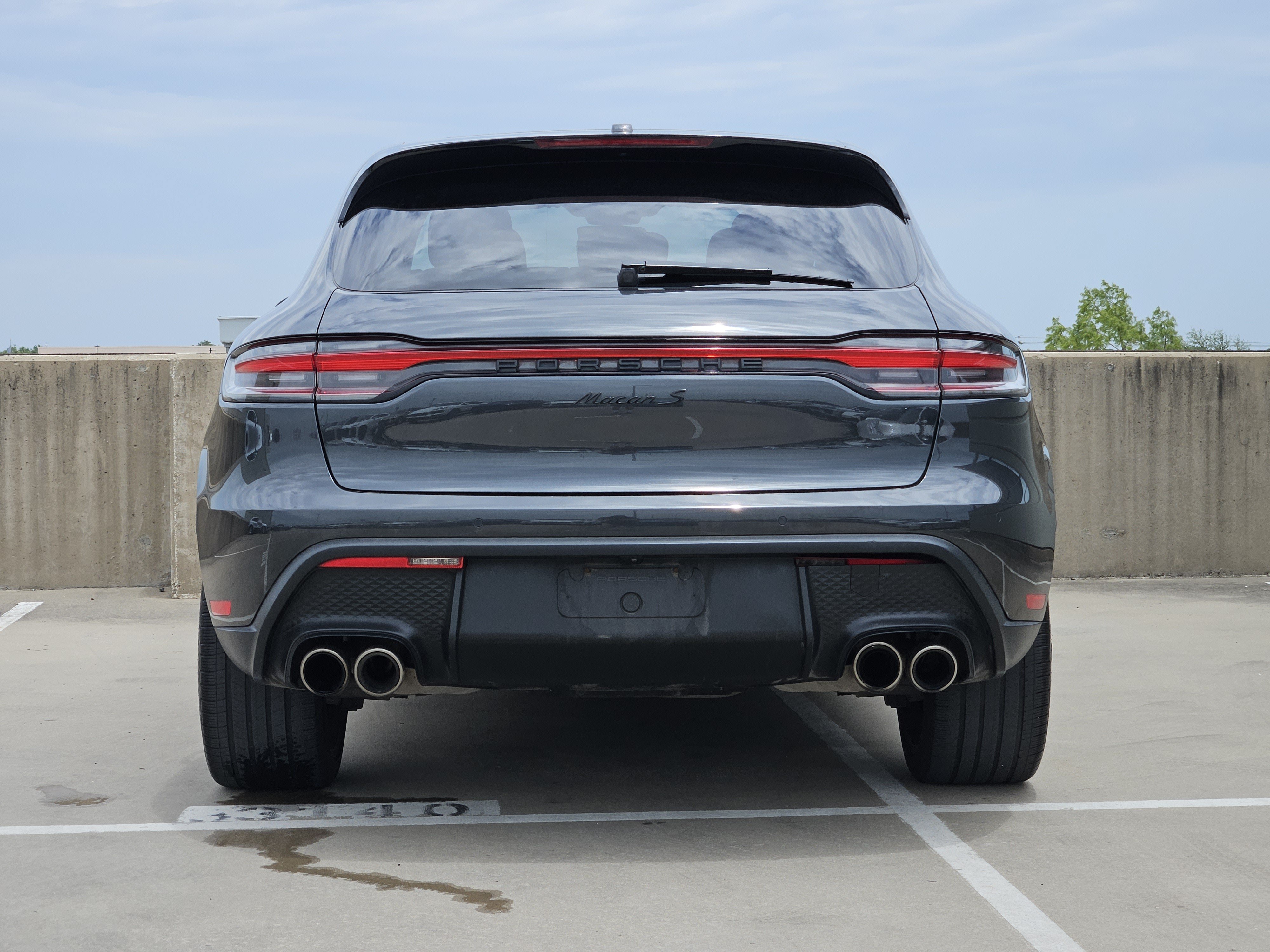 Certified 2023 Porsche Macan S AWD/4WD image 7