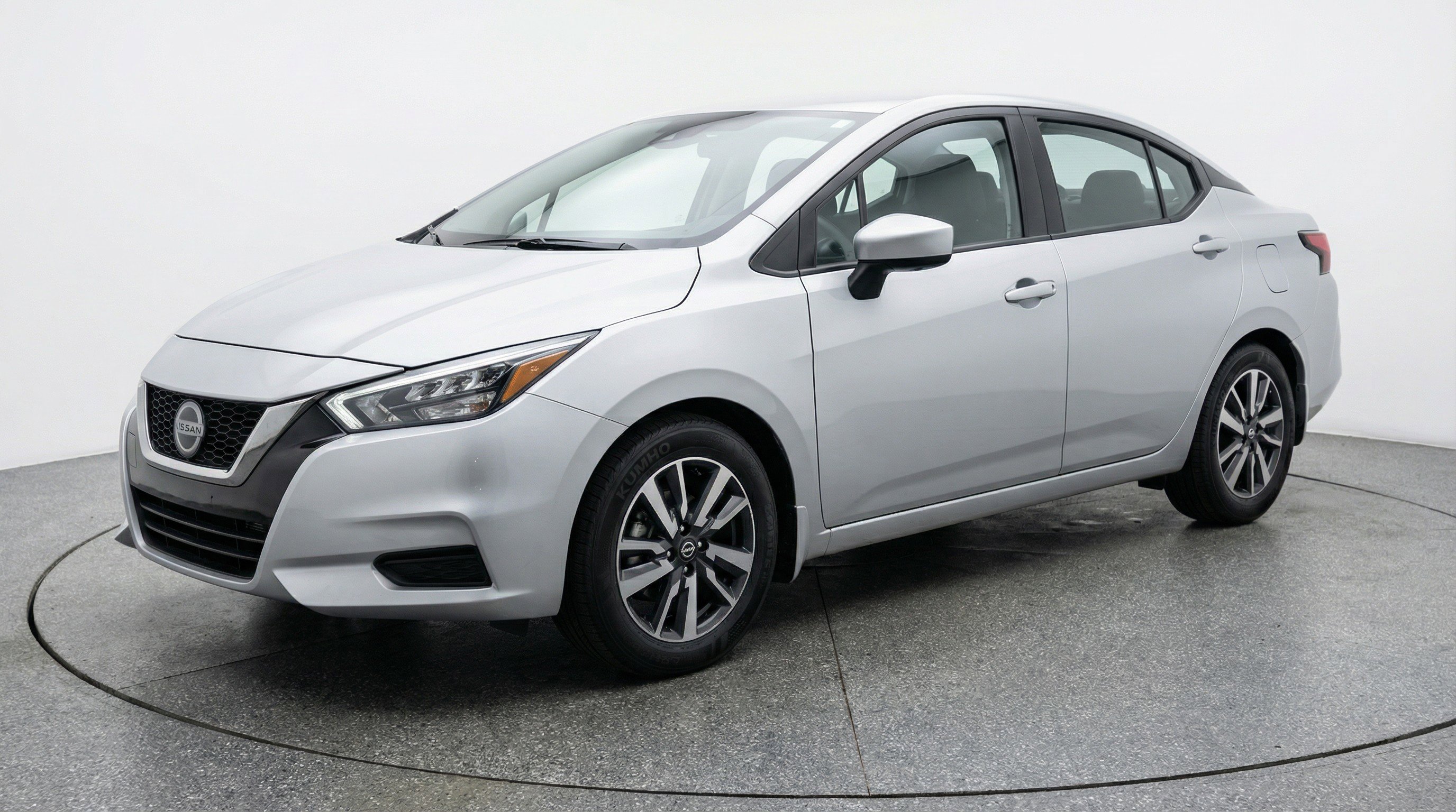 Used 2025 Nissan Versa SV w/ Trunk Package FWD image 3