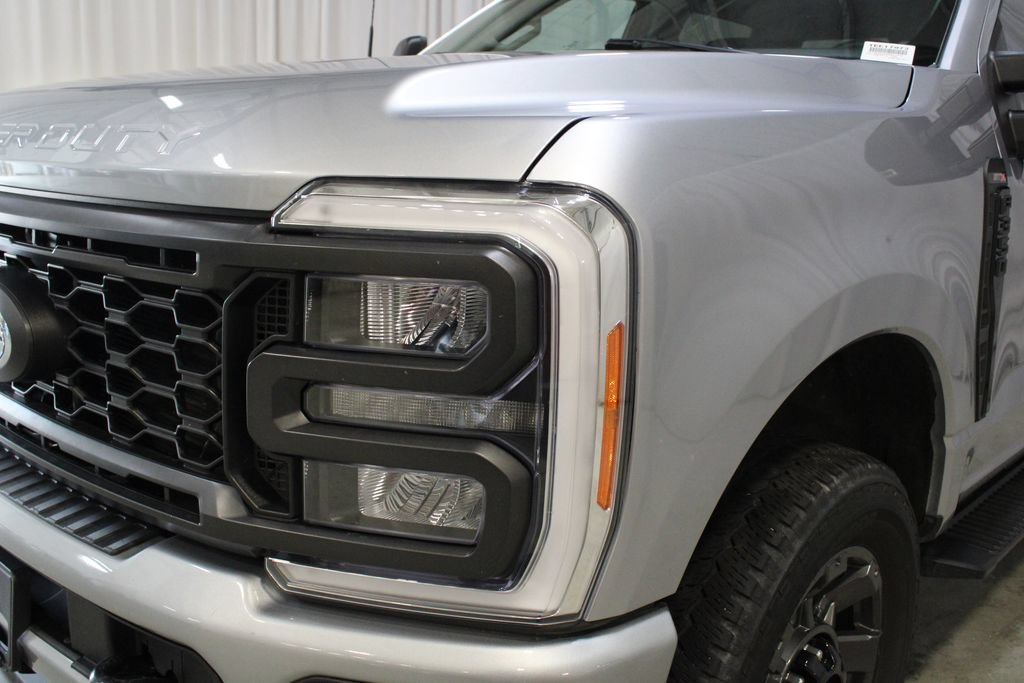 Used 2023 Ford F350 XL w/ STX Appearance Package AWD/4WD image 32