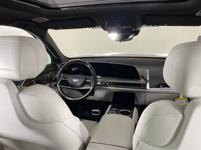 New 2026 Cadillac Vistiq Sport w/ LPO, Floor Liner Package image 12