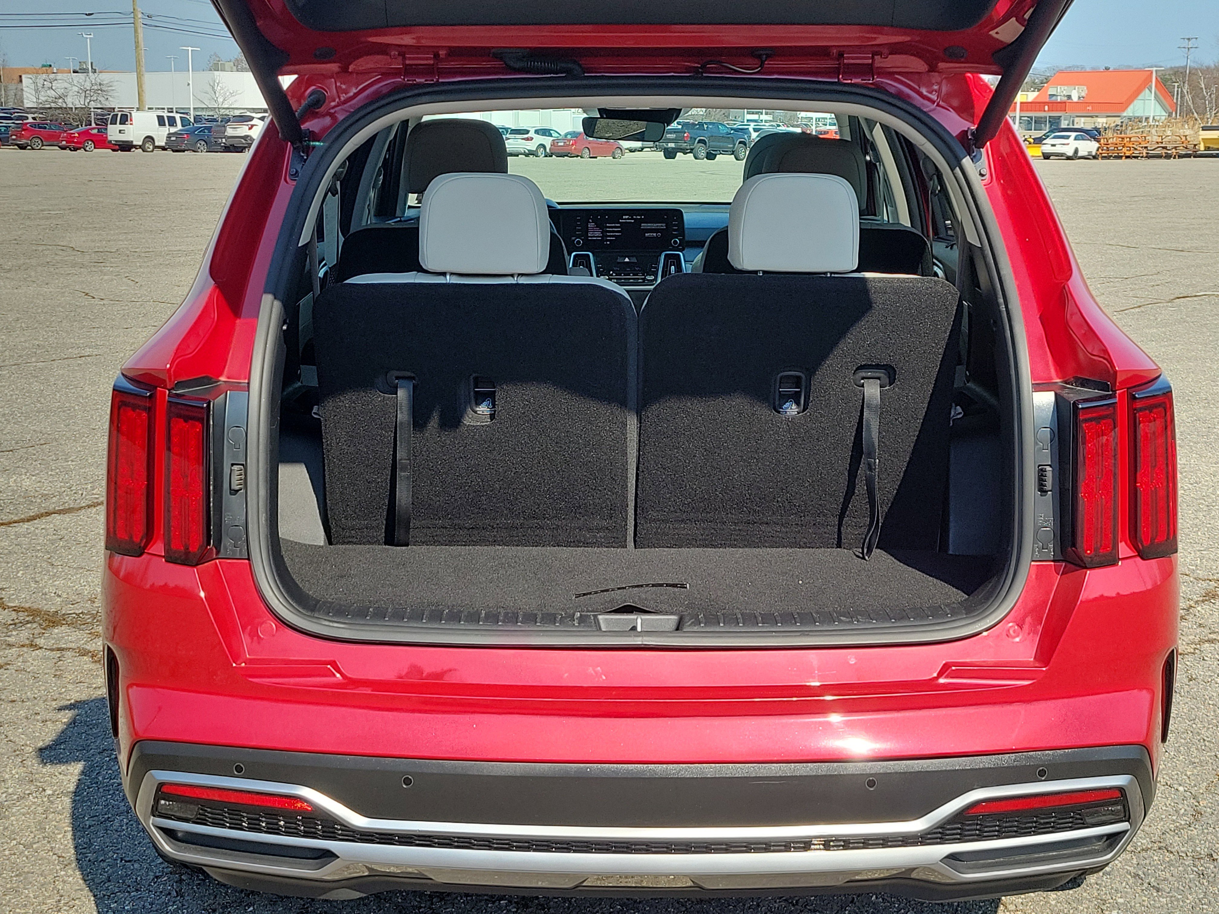 Used 2023 Kia Sorento SX Prestige image 18