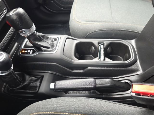 Used 2025 Jeep Wrangler Unlimited Sahara w/ Safety Group image 33