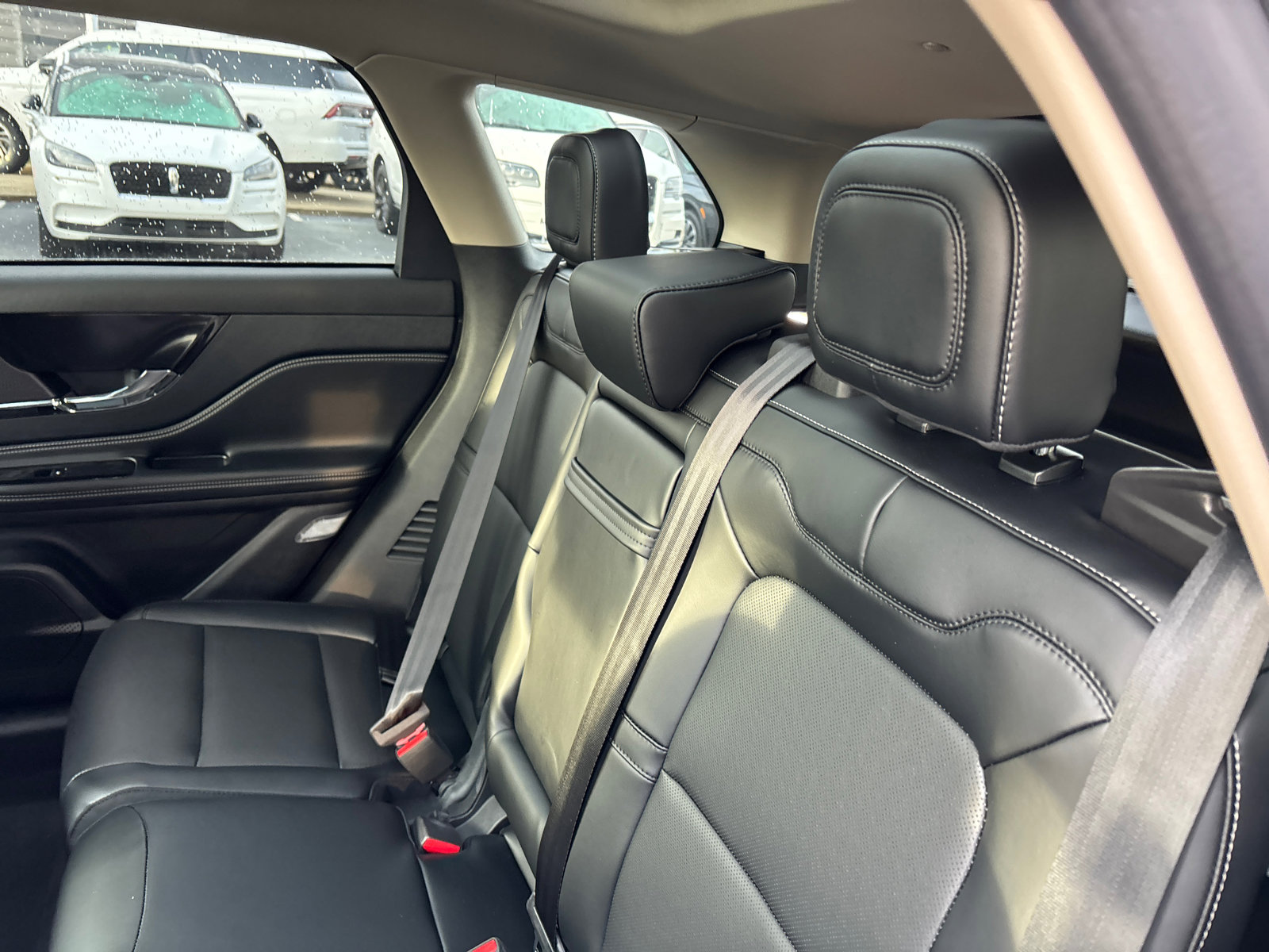 New 2026 Lincoln Corsair Premiere image 27