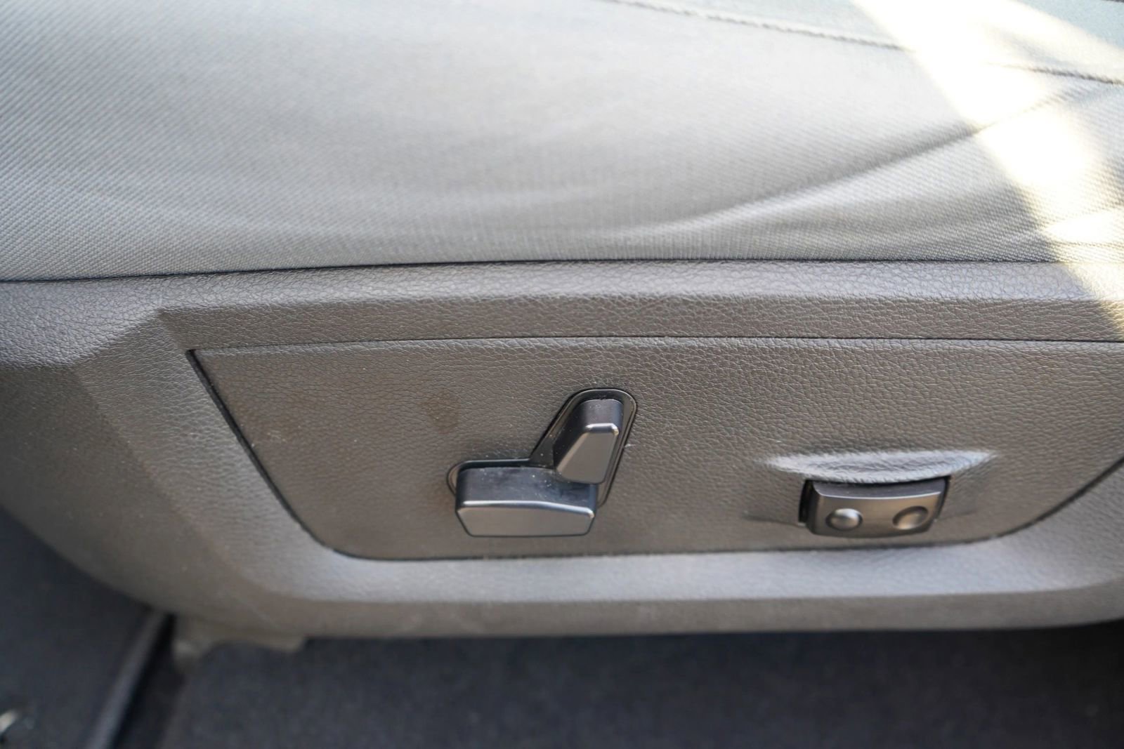 Used 2019 RAM 1500 Classic Warlock image 14