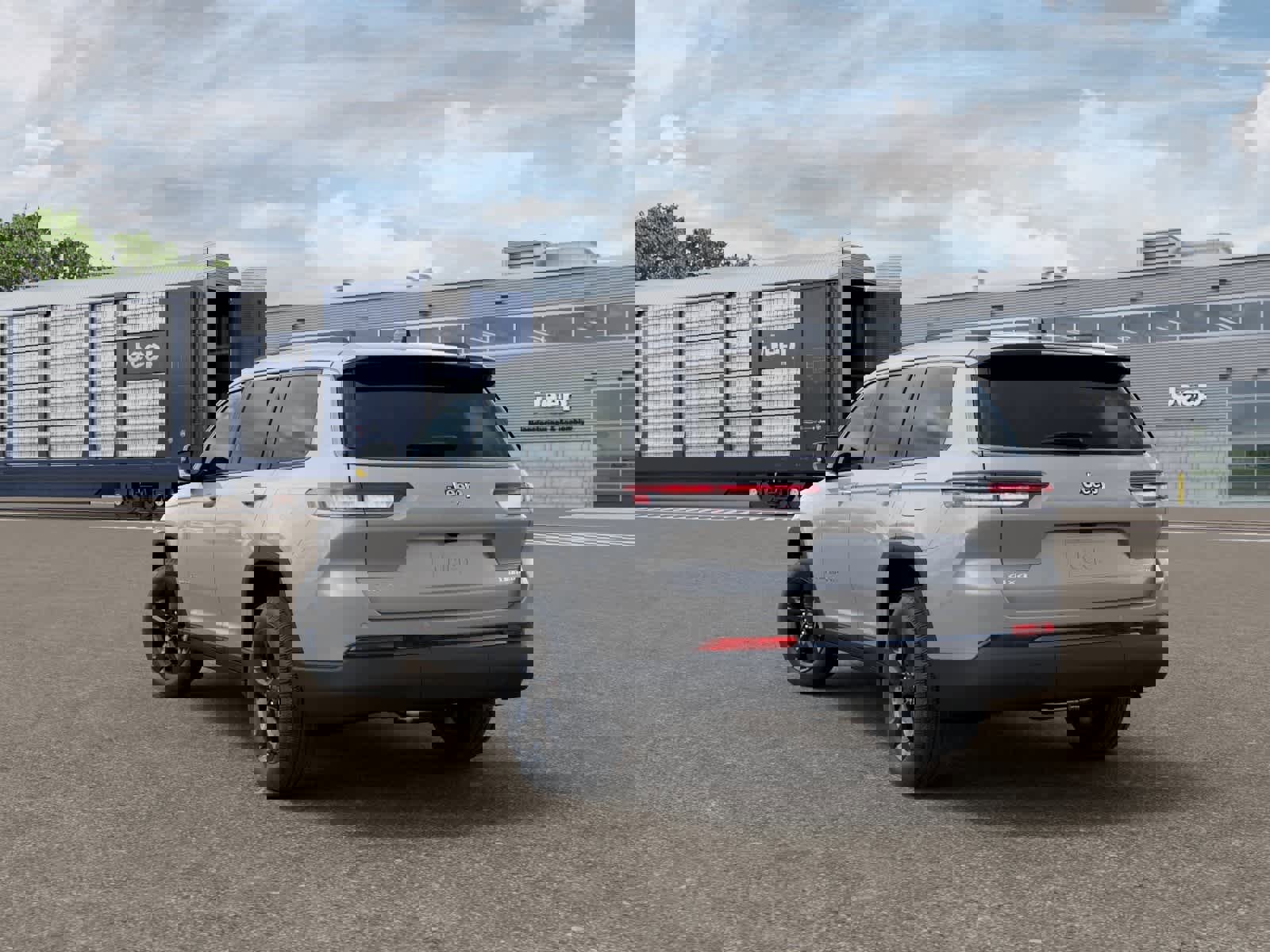 New 2026 Jeep Grand Cherokee L Limited image 3