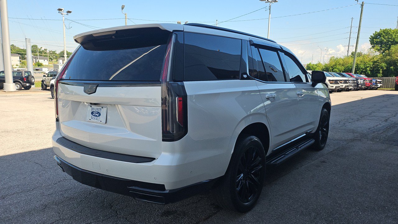Used 2023 Cadillac Escalade Sport Platinum AWD/4WD image 5