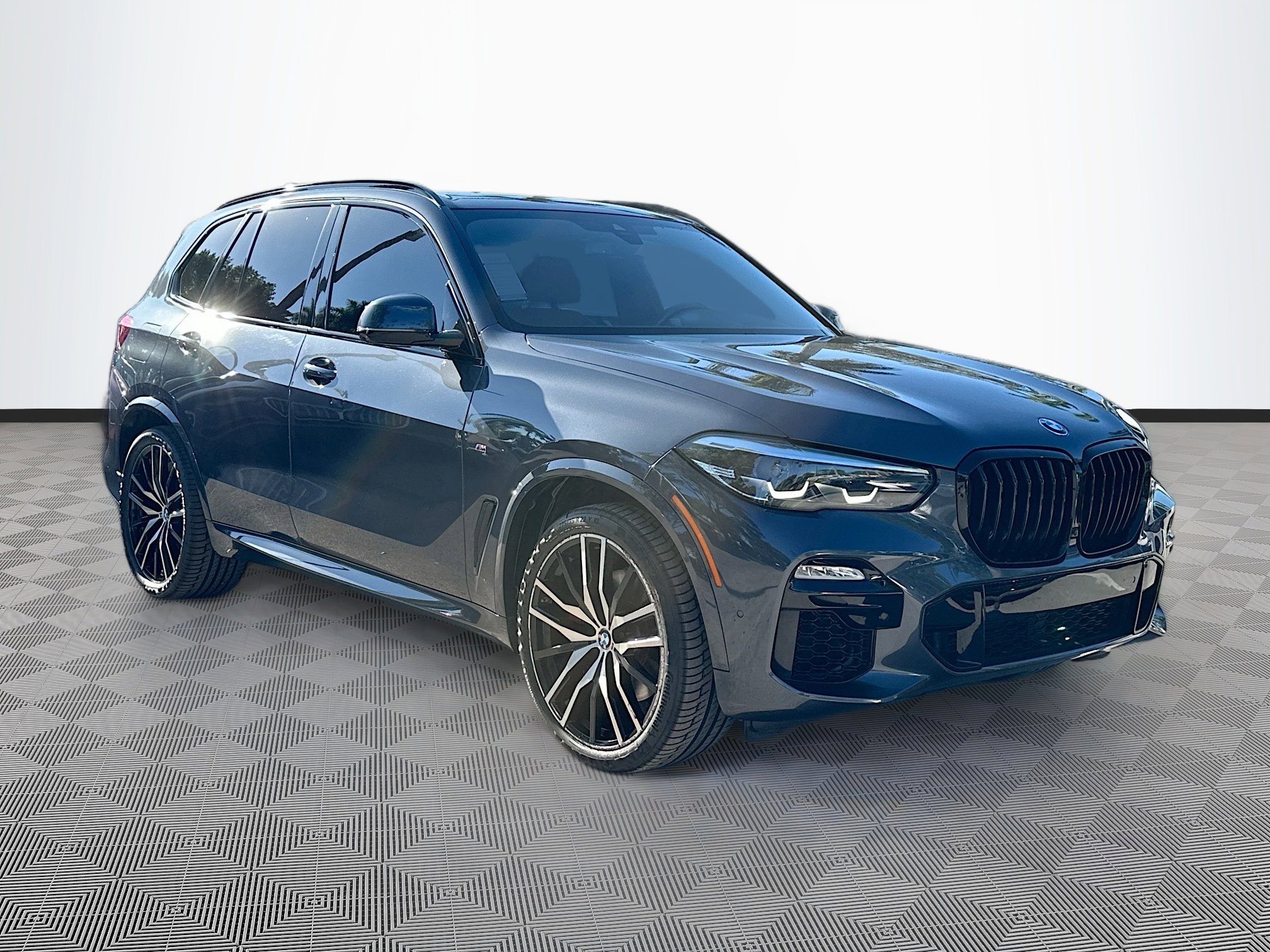 Used 2021 BMW X5 sDrive40i w/ M Sport Package