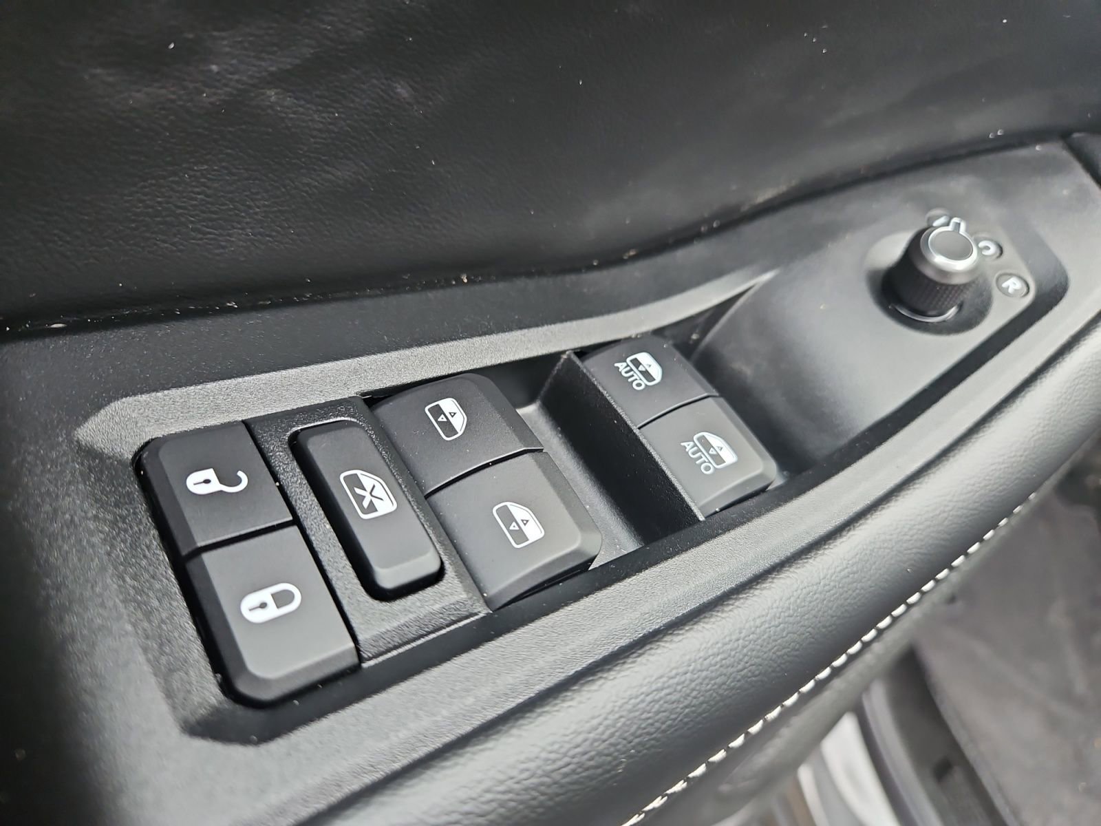 New 2026 Jeep Grand Cherokee L Limited image 21