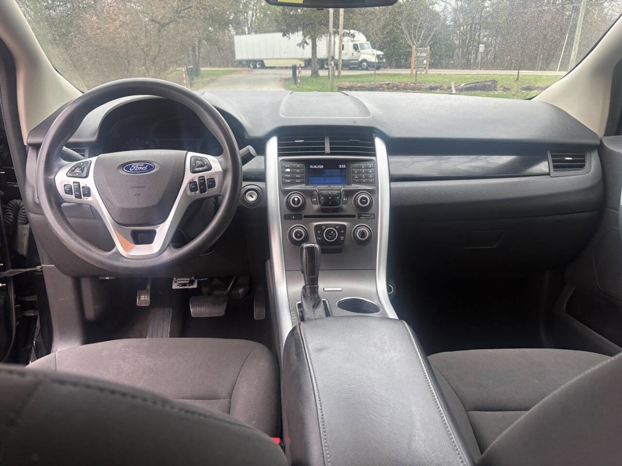 Used 2013 Ford Edge SE image 20