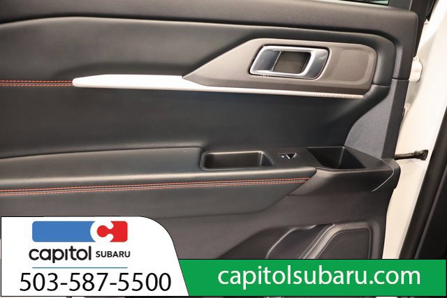 Used 2025 Ford Explorer ST AWD/4WD image 32