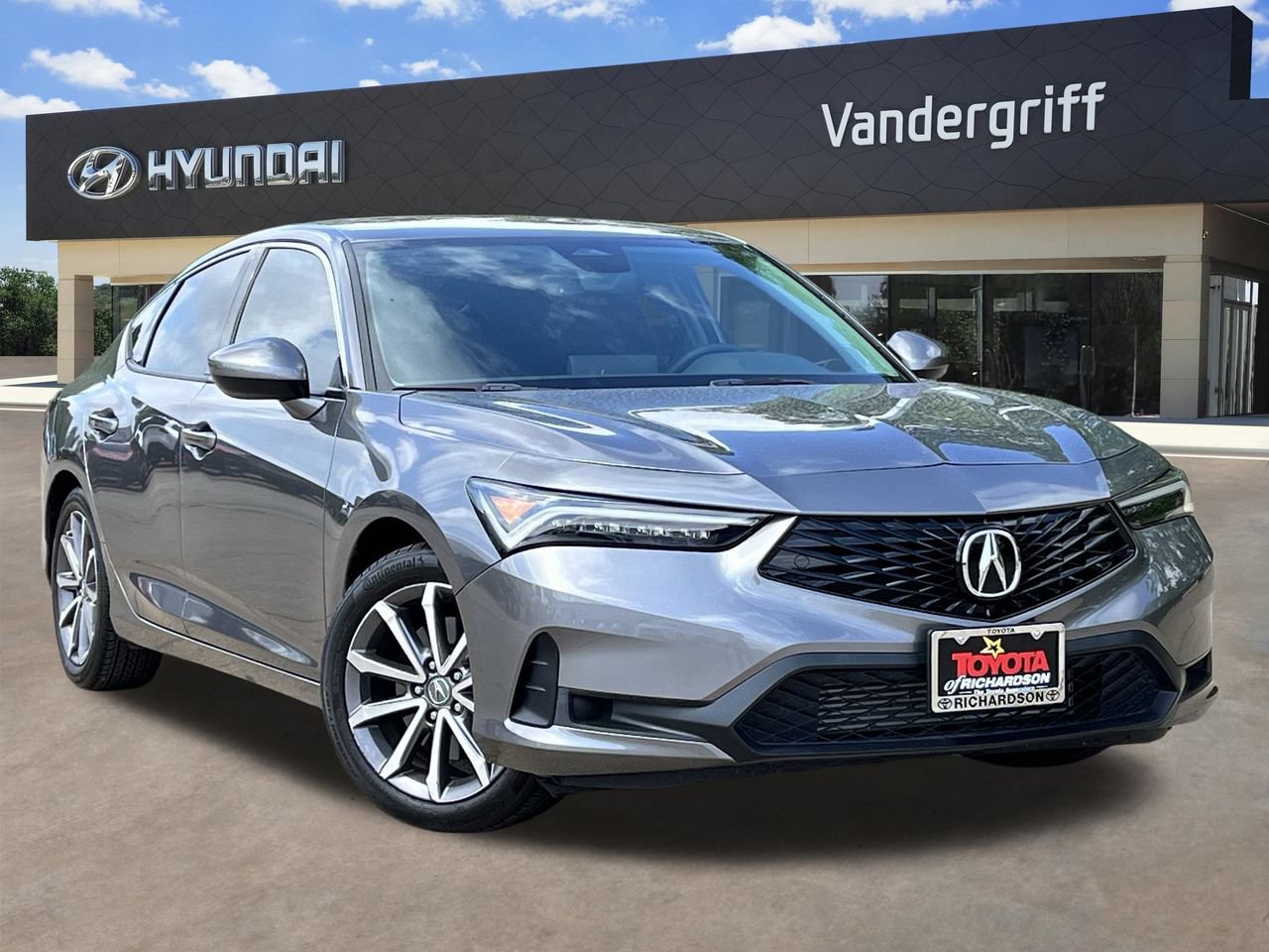 Used 2025 Acura Integra FWD image 2
