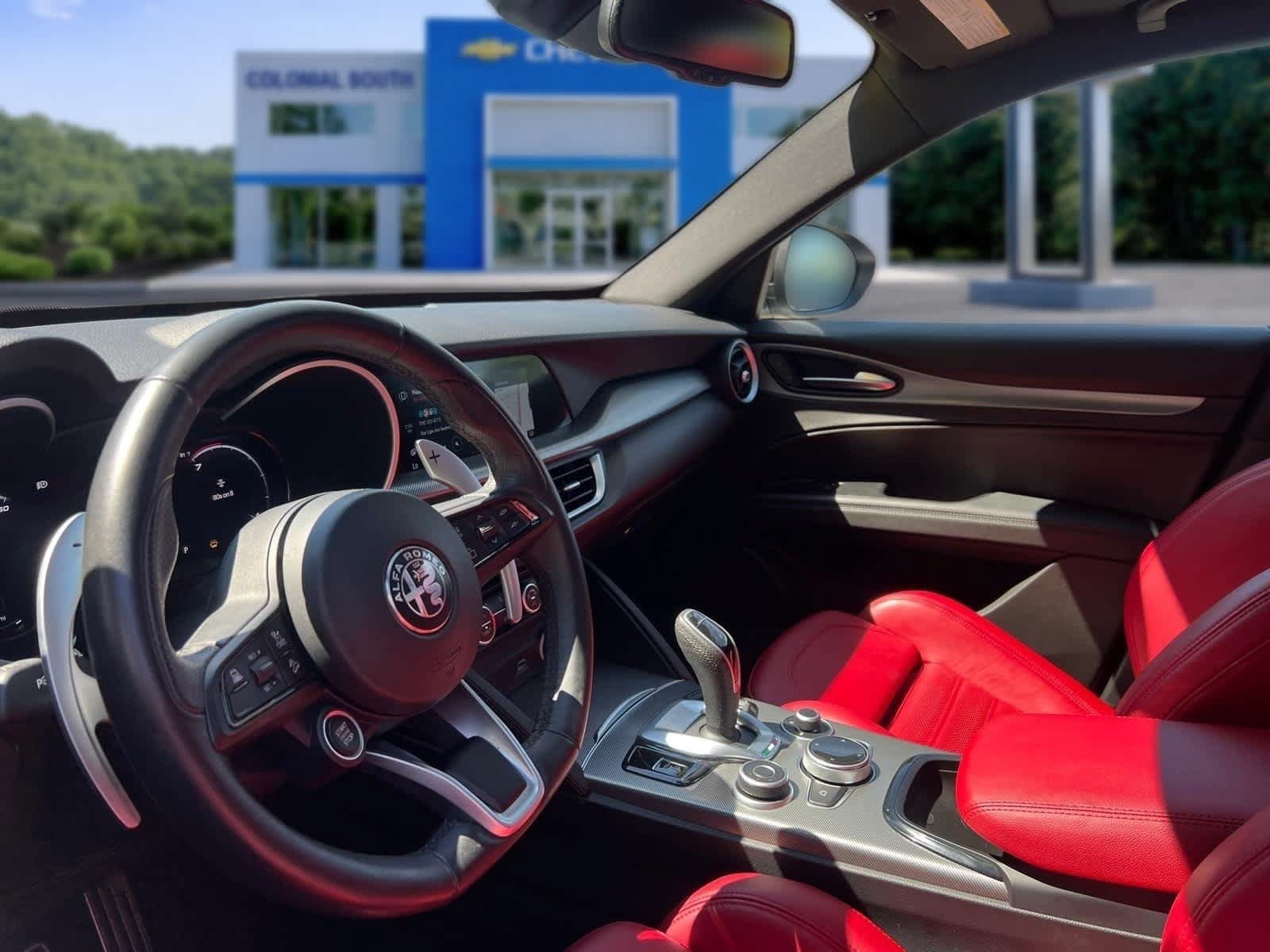 Used 2024 Alfa Romeo Stelvio Veloce AWD/4WD image 14