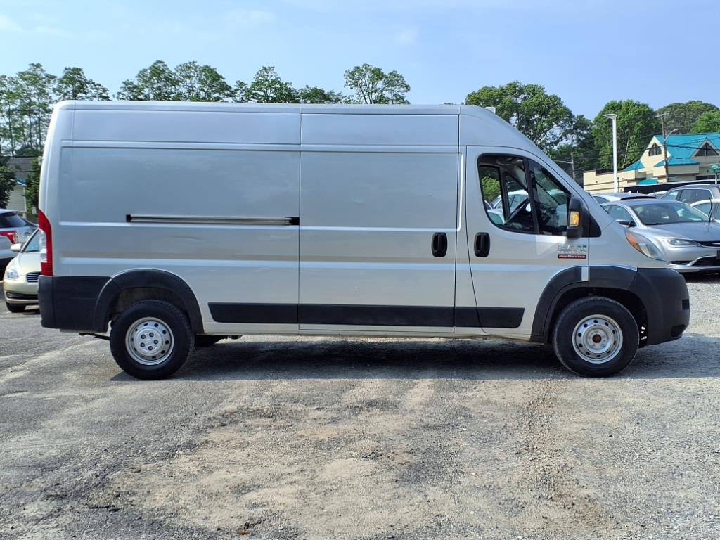 Used 2019 RAM ProMaster 2500 w/ Interior Convenience Group image 4
